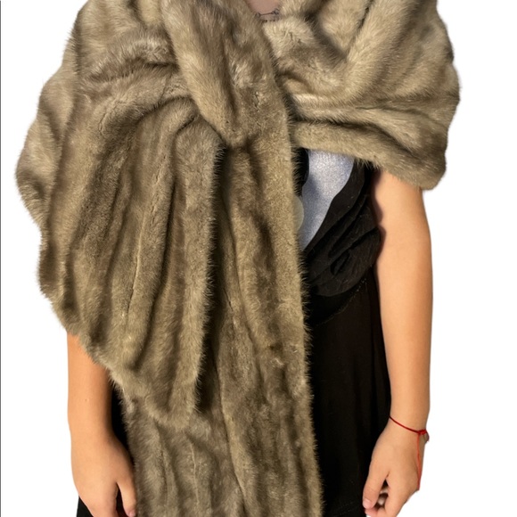 Emba Cerulean Blue Mink Bolero Stole - Picture 12 of 14